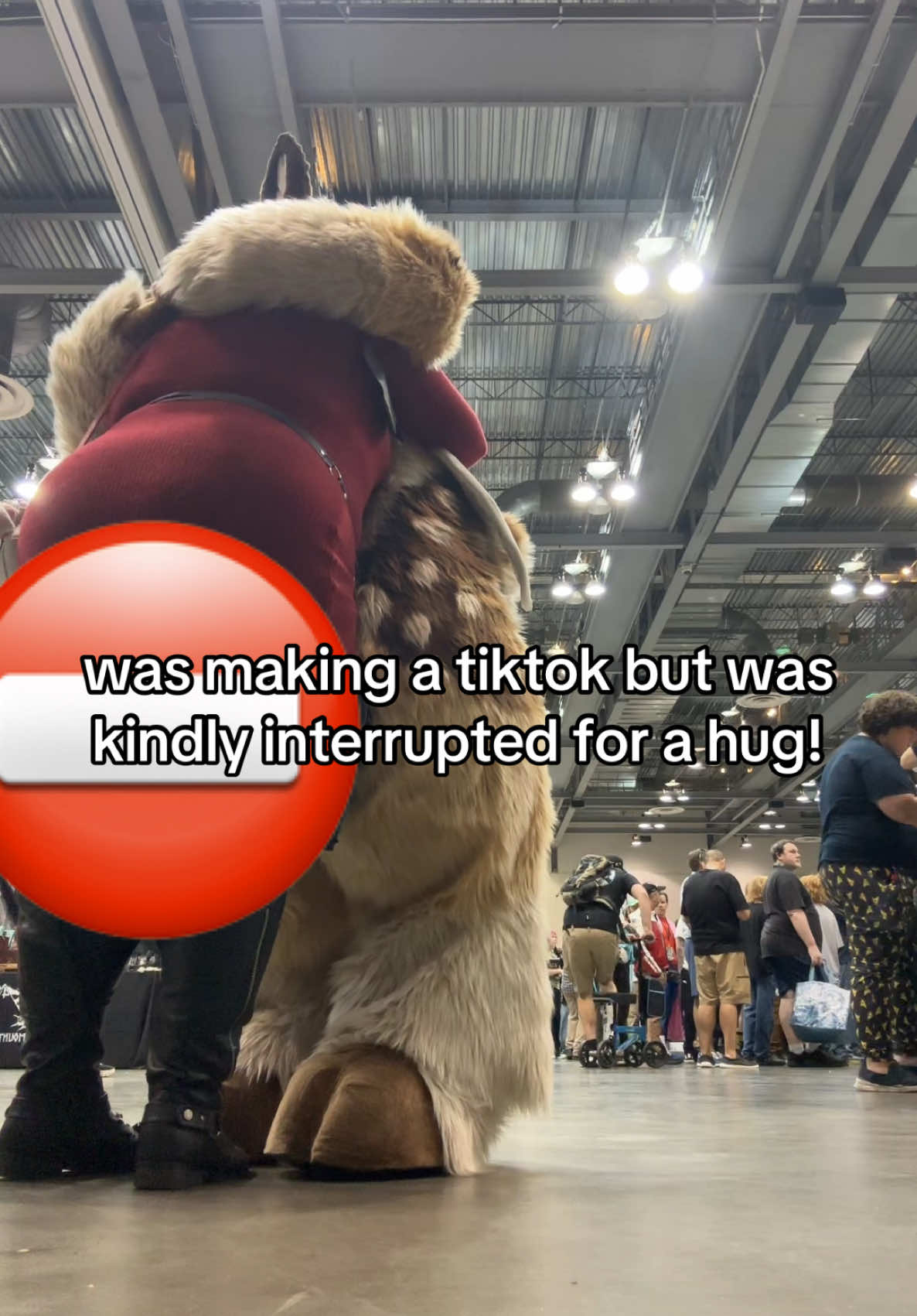 people at cons are so sweet :”) #furry #foryou #foryoupage #fyp #fursuit #fursona #convention 