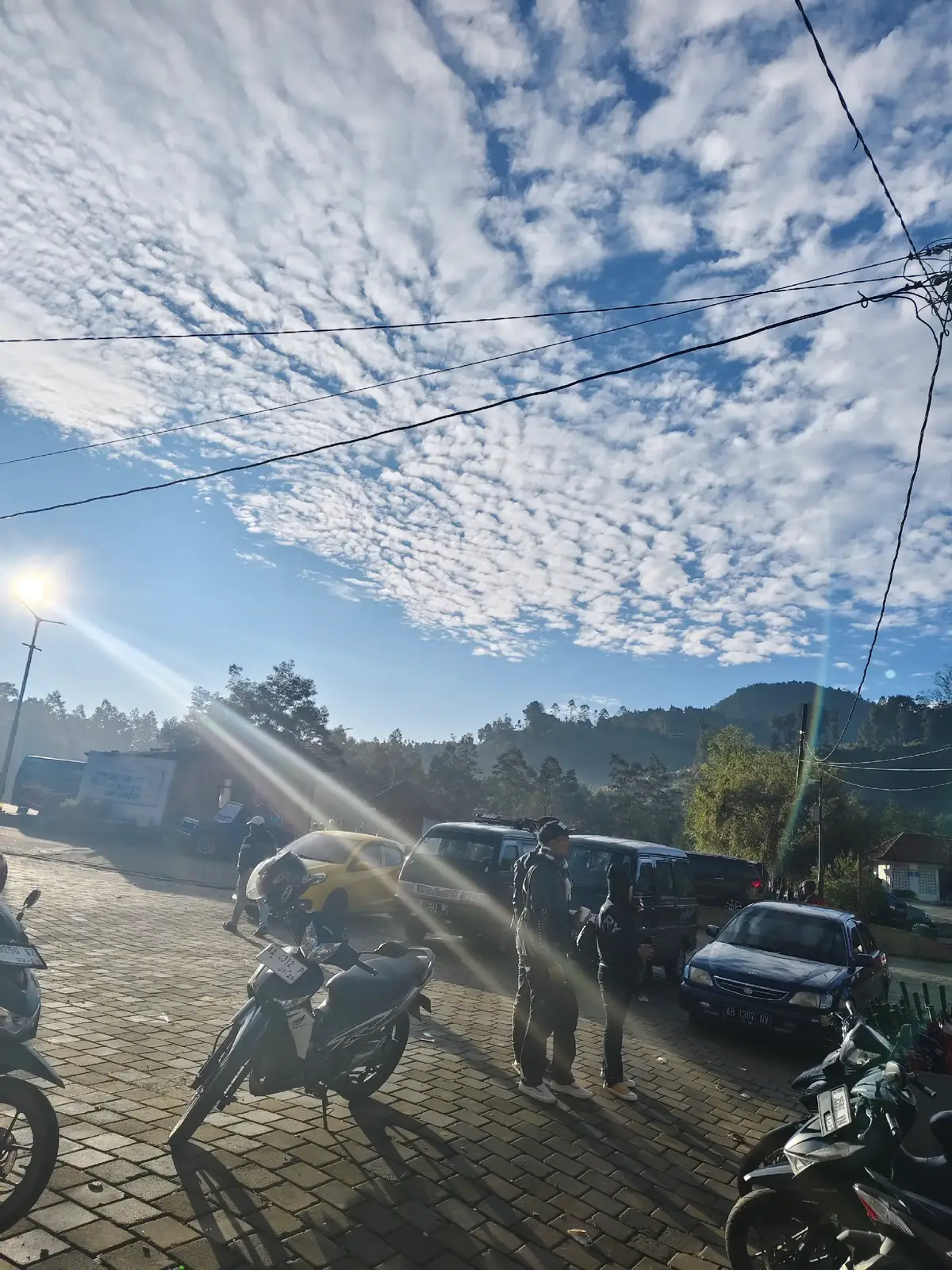 ora perlu wancana, tiba