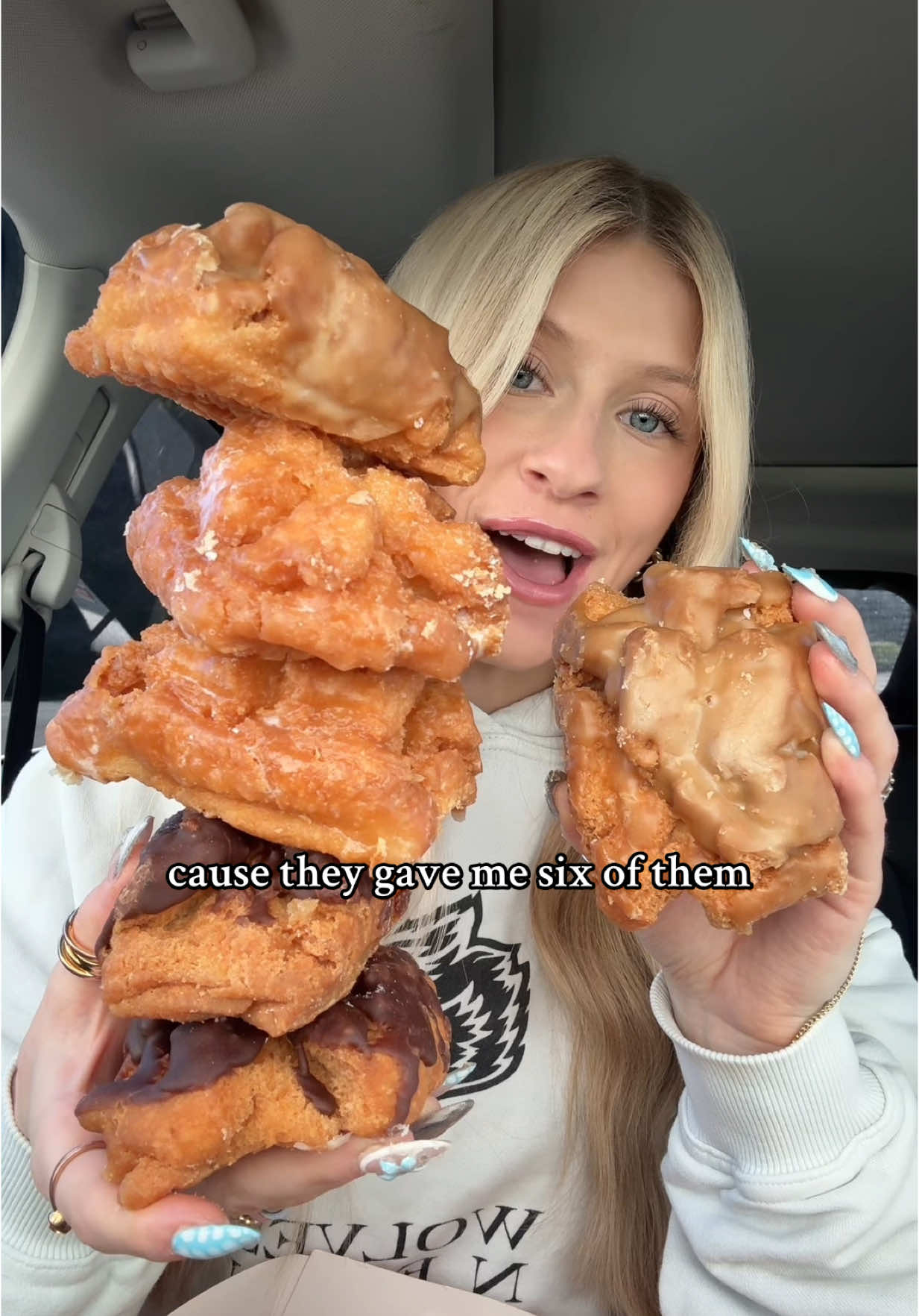 Two dozen donuts for $10 🤯🍩 #donutreview #donutshop #toogoodtogo #Foodie #explore #donuts 