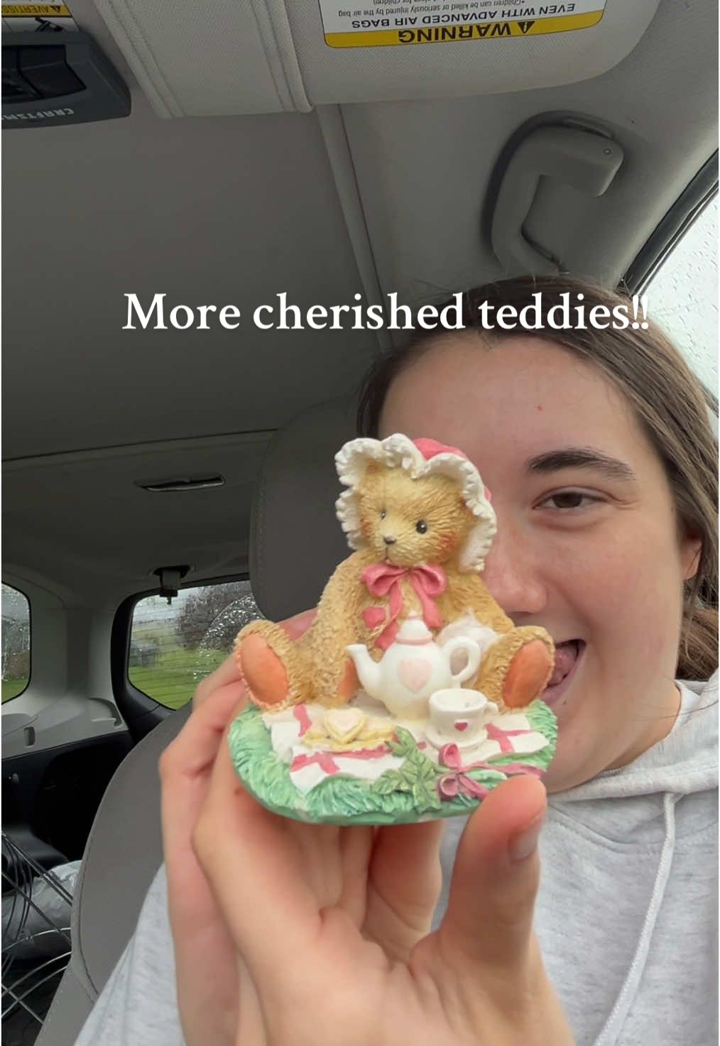 My besssst yardsale find  #yardsale #yardsalefinds #garagesalefinds #thriftersoftiktok #thriftfinds #grannycore #grandmasoftiktok 