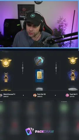 Guy wins CRAZY Gold chains 😭 #kickstreaming 
