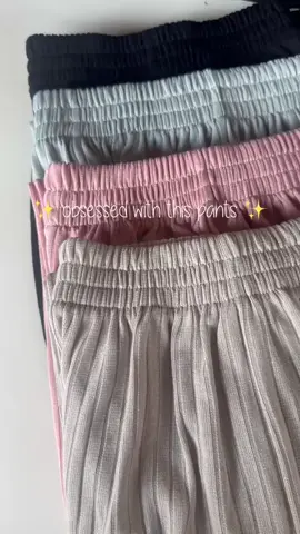 very OBSESSED with this pants. siapa yg ketagihan koleksi jga??😍❤️ #jelajahgajian #kulot #kulothighwaist #kulotmurah #kulotknit #kulotwanita #kulotpremium #kulotpremiummurah #kulotkekinian #kulotrajutpremium #kulotrajut #kulotbigsize #kulotpremiummurah #kulotpanjang #kulotcakep #kulotviral #keranjangkuning 