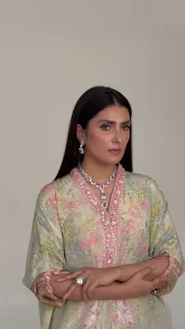 #ayezakhan #shoot #shooting #fyp #foryoupage #tiktokviral #makeup 