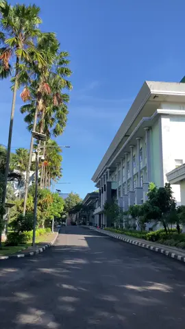 cakep banget.        #uinmalang #morningvibes 