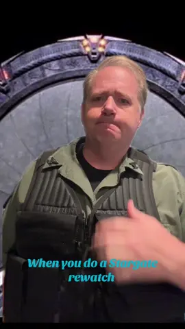When you a rewatch 😀 #coldavedixon #getinthegate #sg13 #stargatetiktok #stargatecommand #stargate #sg1 ##stargateatlantis #sgu #stargateuniverse 