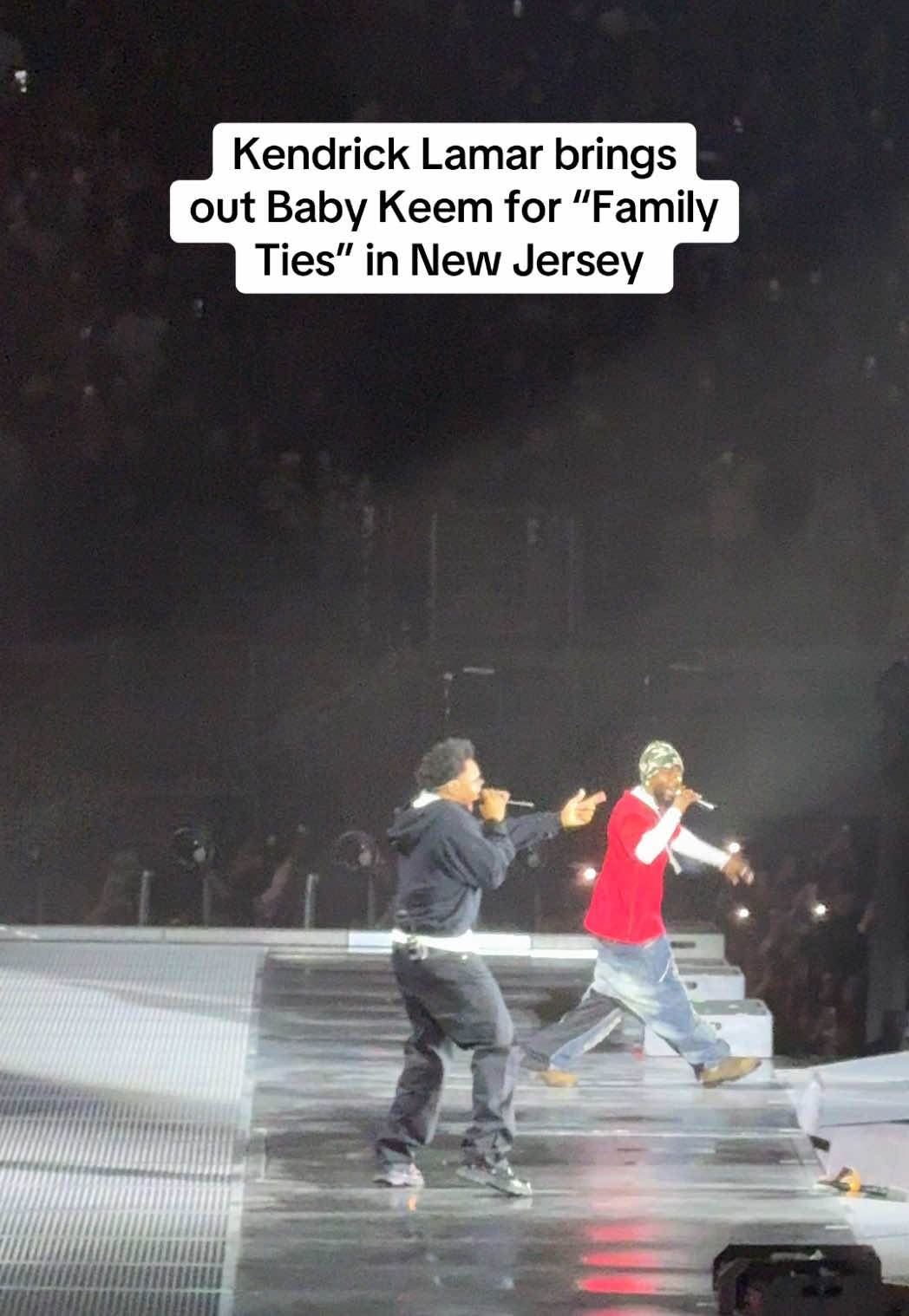 @Kendrick Lamar surprised the crowd with #BabyKeem while performing “Family Ties” at the #GrandNationalTour MetLife Stadium night 2 🔥  #gnx #kendricklamar #raptok #hiphop #tour #livemusic #concert 