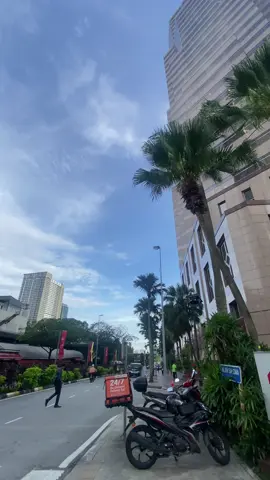 Hello kuala lumpur sunny day🌞 #foryoupagе #klcc_malaysia #malaysia #kualalumpurmalaysia #travel 
