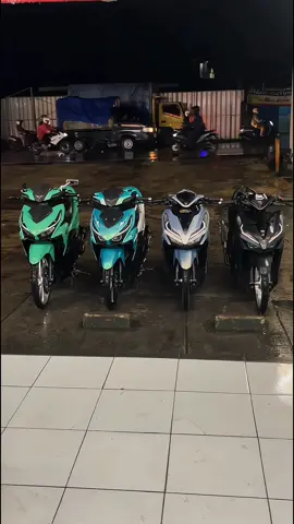 becek💦 #fyp #vario150 #variomodifikasi #variobogor #ring17style #foryou #trending @Wan💫 @vokey xyza 