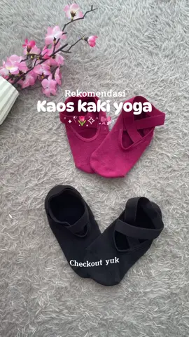 Buat yg mau” nih😆😆 #kaoskaki #pelindungkaki #yoga #sport #olahraga #pilates #wekeend #rekomen #spiloutfit #termurah #fyppppppppppppppppppppppp 
