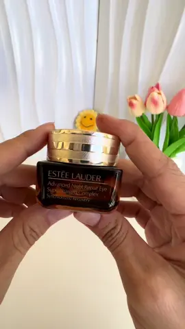 Kem mắt nhà ét ti #xuhuongtiktok #review #kemmat #esteelauder #duongmat 