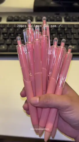 perfect sa mga laging nananakawan ng ballpen 😭 #ballpens #gelpen #affordablepen #schoolsupplies #office #ballpen #ballpen #pinkballpen #pen #stationery #fyp