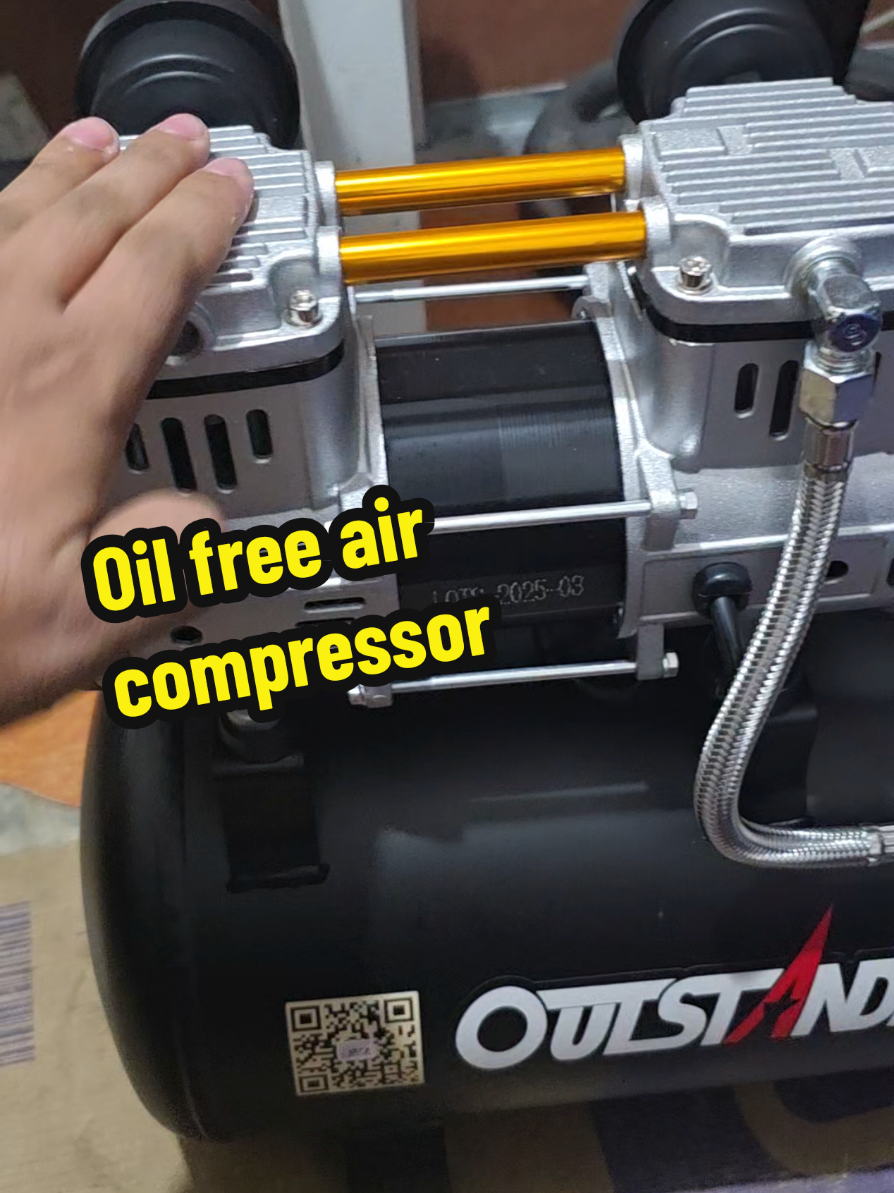 Oil free air compressor, sa mga gustong magtayo ng motorshop o kaya auto shop auto paint o vulcanizing shop pwedeng pwede ito #bosstante #aircompressor #oilfreeaircompressor 