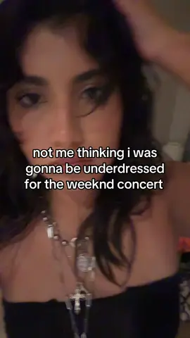 i genuinely thought i was gonna see so many good fits for his first show, ig not #theweeknd #abeltesfaye #phoenixaz #afterhourstildawnstadiumtour 