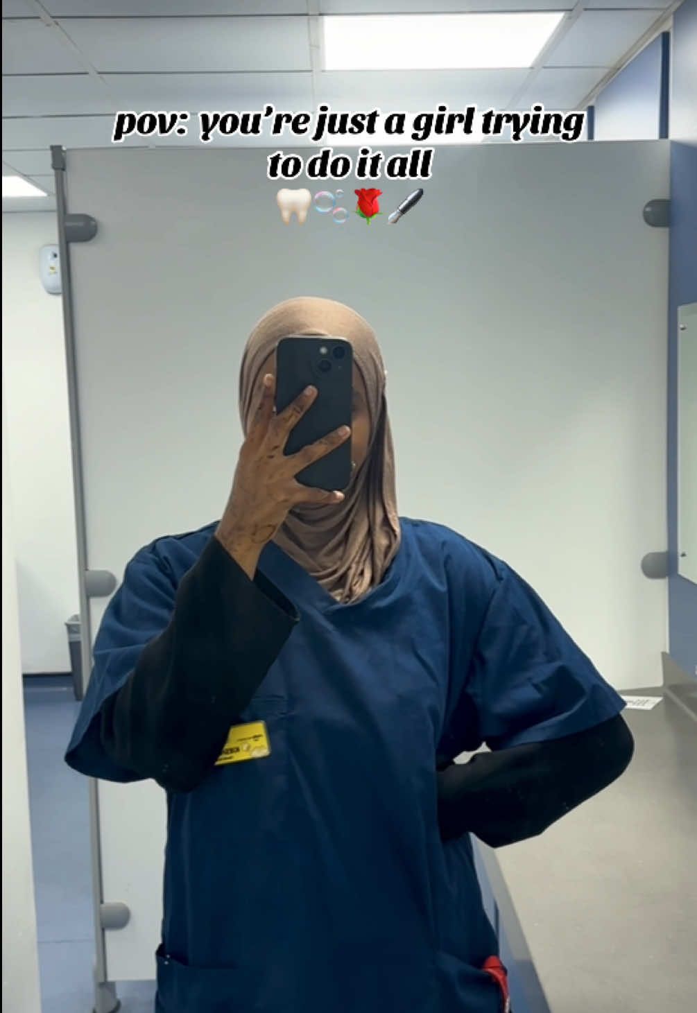 @hennabykx on ig to support your girl🙈xx (& for the full designs!)  #dentistry #dentalschool #dentalstudent #university #hennaart #henna #hennatiktok #hennadesign #khaleejihenna #hennaartist #mendhi 