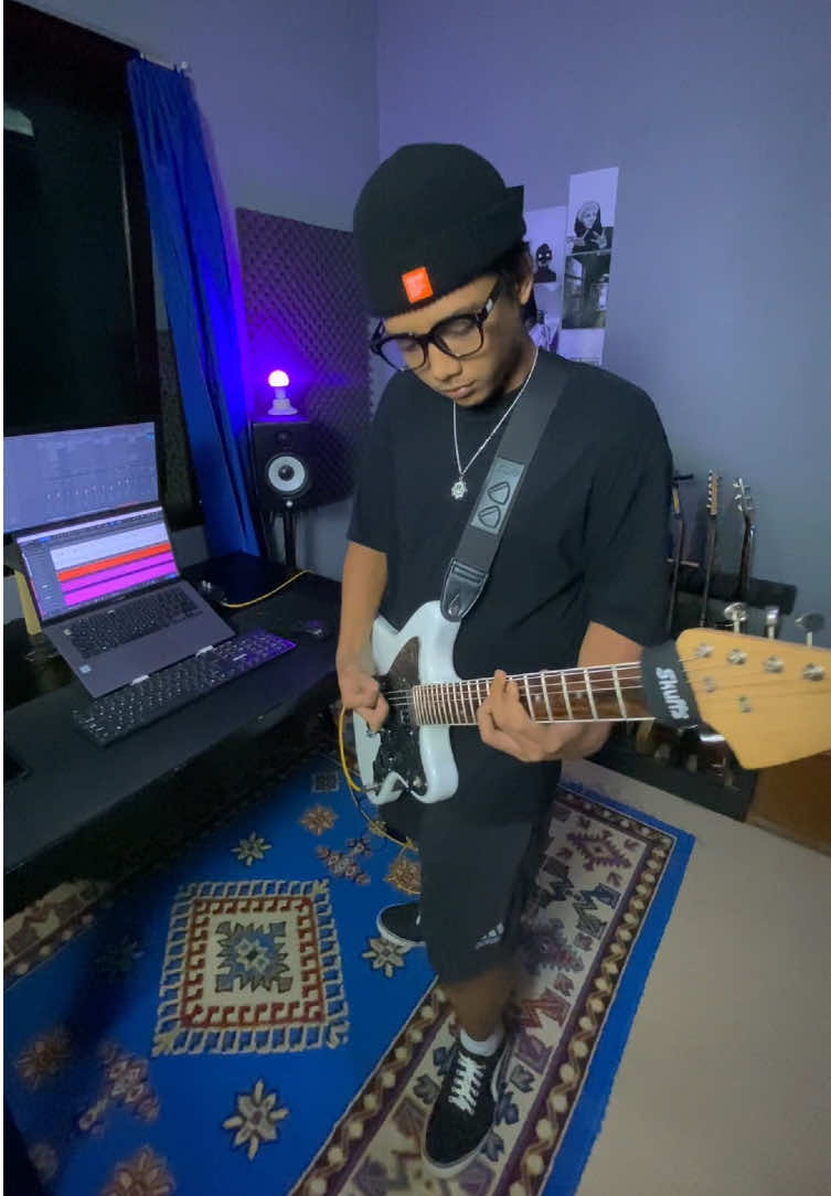 Hilang Tanpa Bilang - Meiska || Pop Punk Cover Full Cover Langsung Ke Youtube🤙🏻 #meiska #hilangtanpabilang #poppunk #poppunkcover #poppunkmusic #galau 