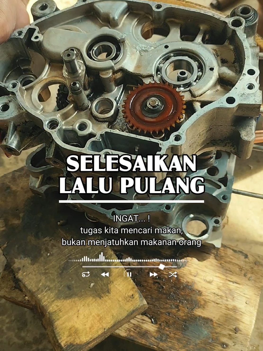 ambil gajih mu lalu pergi lah..  #mekniktiktok #bengkel #mekanikmuda @mekanikmuda predator cvt real #CapCut 