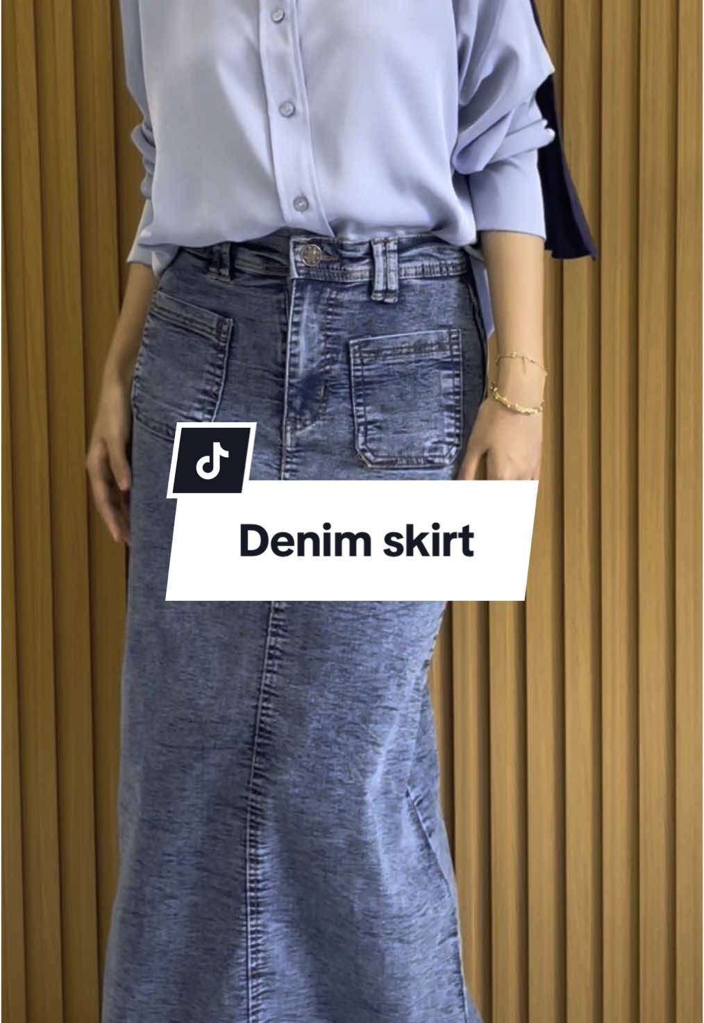 Lawo sangat warna yang ni😍#skirtjeansdenim #skirtjeans #skirtjeanswanita #skirtjeansviral #denimskirt #skirtjeans #denimskirt #skirtjeans #denimskirtjeans #kittypocket #jeanskirt #jeanskirtoutfits #skirtoutfit #fashion #OOTD #fyp