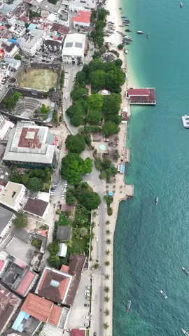 STONE TOWN ZANZIBAR FROM THE VIEW 🤩💚 . . #zanzibartiktok #tanzania🇹🇿 #kenyantiktok #kenyantiktok #africantiktok #southafricatiktok🇿🇦 #uk #london #dubai🇦🇪 #europeantiktok #ugandatiktok🇺🇬 