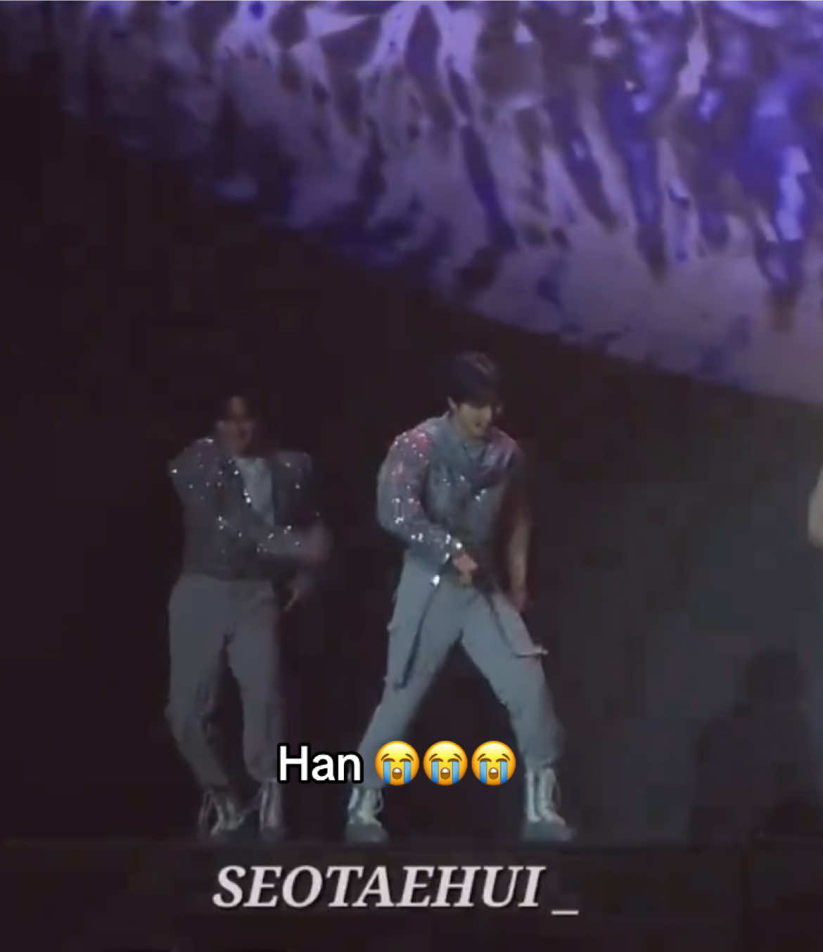 #Han #StrayKids #DominATE #Shizuoka #Japan #DominATE_Shizuoka #WorldTour #StrayKidsWorldTour #StrayKidsDominATE #스트레이키즈 #YouMakeStrayKidsStay #SKZ #BangChan #LeeKnow #Changbin #Hyunjin #Han #Félix #Seungmin #I_N #ChristopherBang #LeeMinho #SeoChangbin #HwangHyunjin #HanJisung #FélixYongbokLee #KimSeungmin #YangJeongin #슼즈 #방찬 #찬 #이민호 #리노 #창빈 #서창빈 #현진 #황현진 #한 #한지성 #펠릭스 #용복 #승민 #김승민#아이엔 #양정인 #안에 #Chan #Leader #Lino #Changbinnie #Binnie #Hyunjinnie #Jisung #Hannie #Hanna #Yongbok #LeeFélix #FélixLee #Jeongin #StrayKidsBangChan #StrayKidsLeeKnow #StrayKidsChangbin #StrayKidsHyunjin #StrayKidsHan #StrayKidsFélix #StrayKidsSeungmin #StrayKidsI_N #슼즈#StrayKidsWorldDomination #StrayKidsStay #StrayKidsEveryWhereAllAroundTheWord #YouMakeStrayKidsStay #stay #stayathome #LoveStay #머무르다 #Kpop #TikTok #Lovely #Picture #Photo #fyp #foryou #fypシ #foryourpage @Stray Kids @straykids_japan 