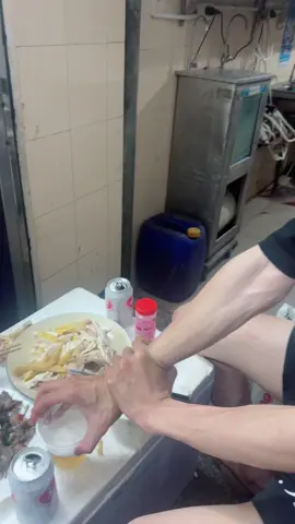 Bỏ r mà vẫn cố@Buồn nh4t tiktok =)))) 