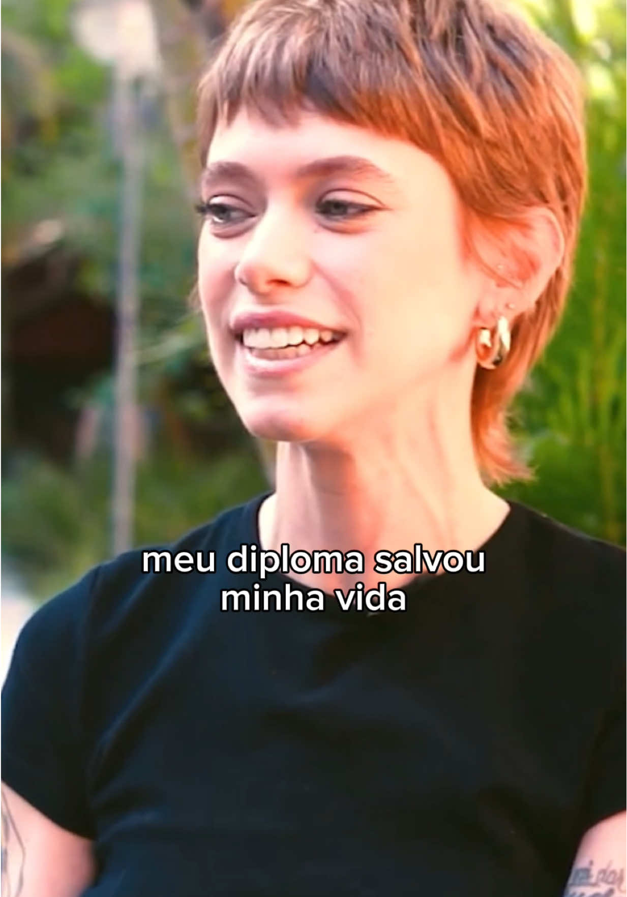 conhecimento não é peso, é asa 🙏🏻 entrevista completa no canal do YouTube da @ufrgstv  