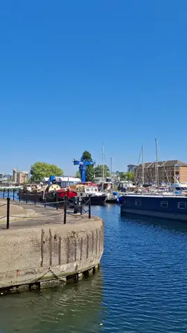 #hiddenlondon #londonlife #LondonSpots #LondonWalk #HiddenLondon #londonsecretspots #tourist #london #londontiktok #LondonVibes #goviral #goodthing #visit 