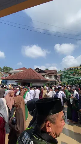 Manaqib Suryalaya 10 Mei 2025 #suryalayatasikmalaya #suryalaya #abahanom #abahanomsuryalaya🖤🕋🦋 #abahanomsuryalaya #ponpessuryalayatasikmalaya #islamic_video #islam #nasehatislami #storytime 