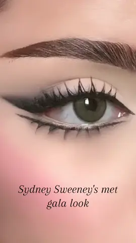 Sydney Sweeney eye makeup✨العدسات olive من @LUMIÈRE ا #fyp #foryou #explore #makeup 