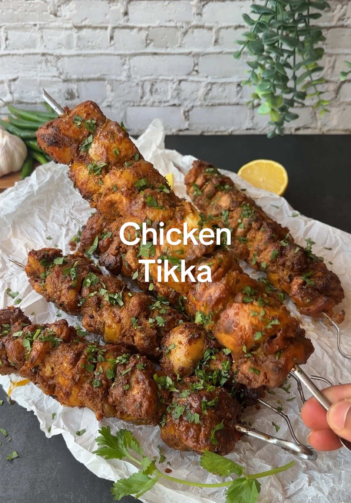 Tabdoori Chicken Vs Chicken Skewers!  Super easy to make delicious!  #chickentikka #tandoorichicken #bbqtiktok #uktiktok 