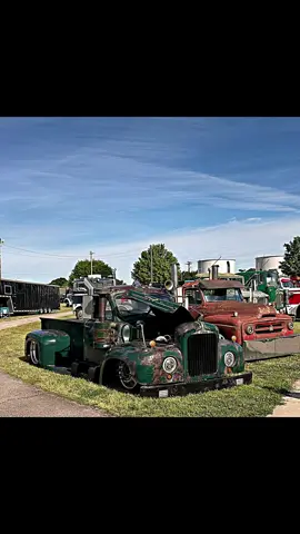 #semi #semitrucks #carshow #mack #macktruck #tanker 