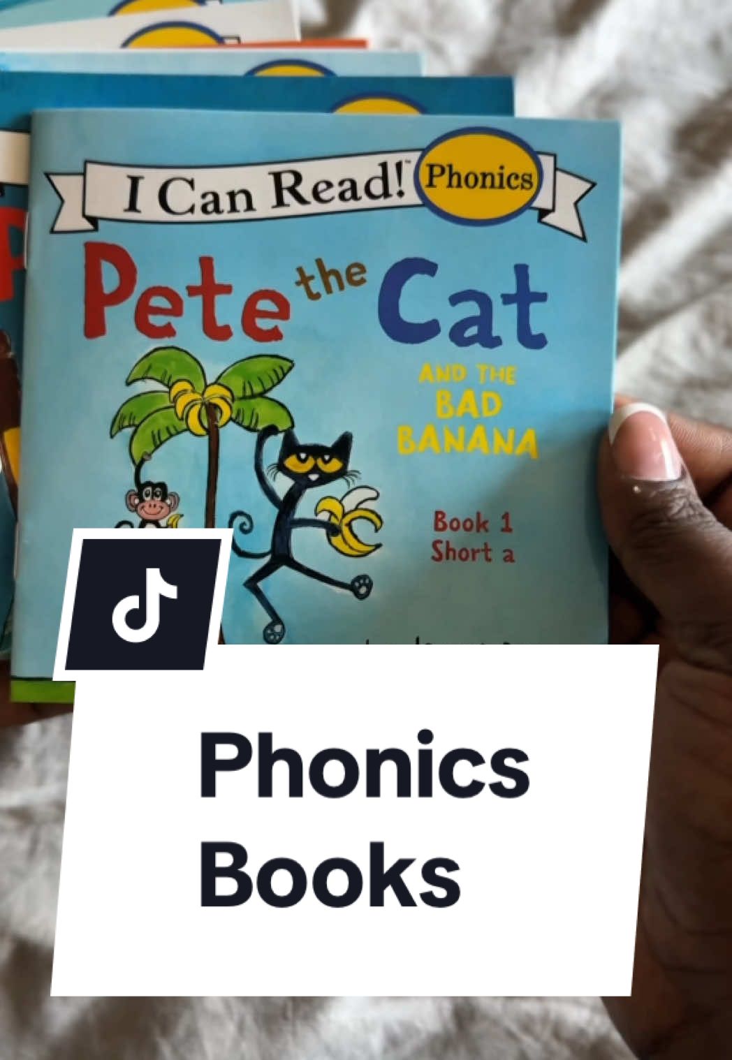 Learning to read can be fun #learntoread #learnphonics #phonicsbooks #icanreadbooks #petethecatphonics #teachphonics 