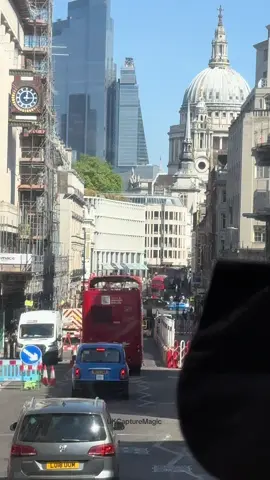 Catching a glimpse of London’s timeless beauty — St Paul’s Cathedral, seen from a moving bus. Even in motion, this city tells a story. #StPaulsCathedral #LondonViews #BusChronicles #CityOfLondon #UKTravelVibes 