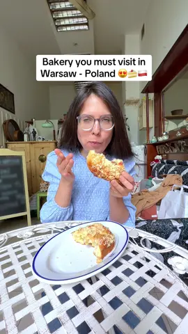 Bakery you have to visit in Warsaw, Poland ❤️🍰🇵🇱 Zając w Kapuście might be my new favourite bakery in the city. This place is so charming, run by really lovely couple and the bakes are so delicious! 🥹❤️🍰 Would you visit this bakery in Warsaw? 😍🇵🇱 #warsaw #Poland #polishfood #polandtiktok #warsawfood #drożdżówki #foodtravel 