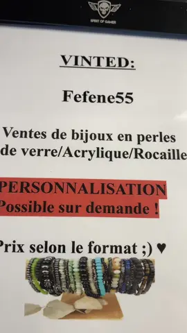Bracelet à vendre et personnalisable sur demande.🌸 Vous pouvez retrouver des perles en verre/Acrylique ou perle de rocaille, perle en lettre, breloque ect. N’hésitez vraiment  pas. 🤍 Prix selon le choix !!! 🥰 on se retrouve ici 👉🏼👉🏼 Vinted: fefene55 #braceletperles #vente #SmallBusiness 