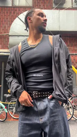 Tokyo humidity crazy😭 ig:jadanmr #fyp #clothes #outfit 