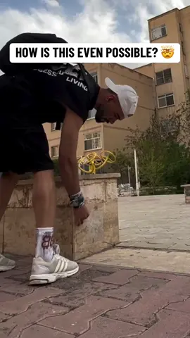 Understood that dudes face now 😳😮 (soroush.ebraahimi/IG) #parkour #gymnast #acrobat 