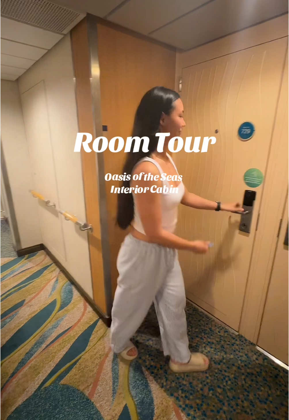 Who needs windows🙅🏽‍♀️ #royalcaribbean @Royal Caribbean #interiorcabin #interiorcabintour #oasisoftheseas #royalcaribbeancruise 