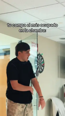 la neta ya consíganme.                                         -                                                    #humor #chamba #amigos 