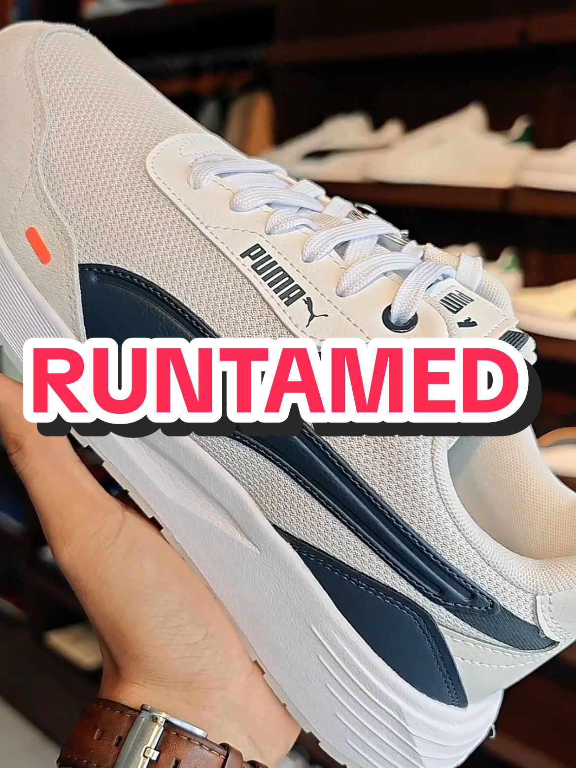 Estas zapatillas tienen más actitud que tu ex…‼️ Y a diferencia de ella, ¡las Puma Runtamed sí te llevan a buen camino. #zapatillas #puma #santacruzdelasierra🇳🇬 #bolivia🇧🇴 