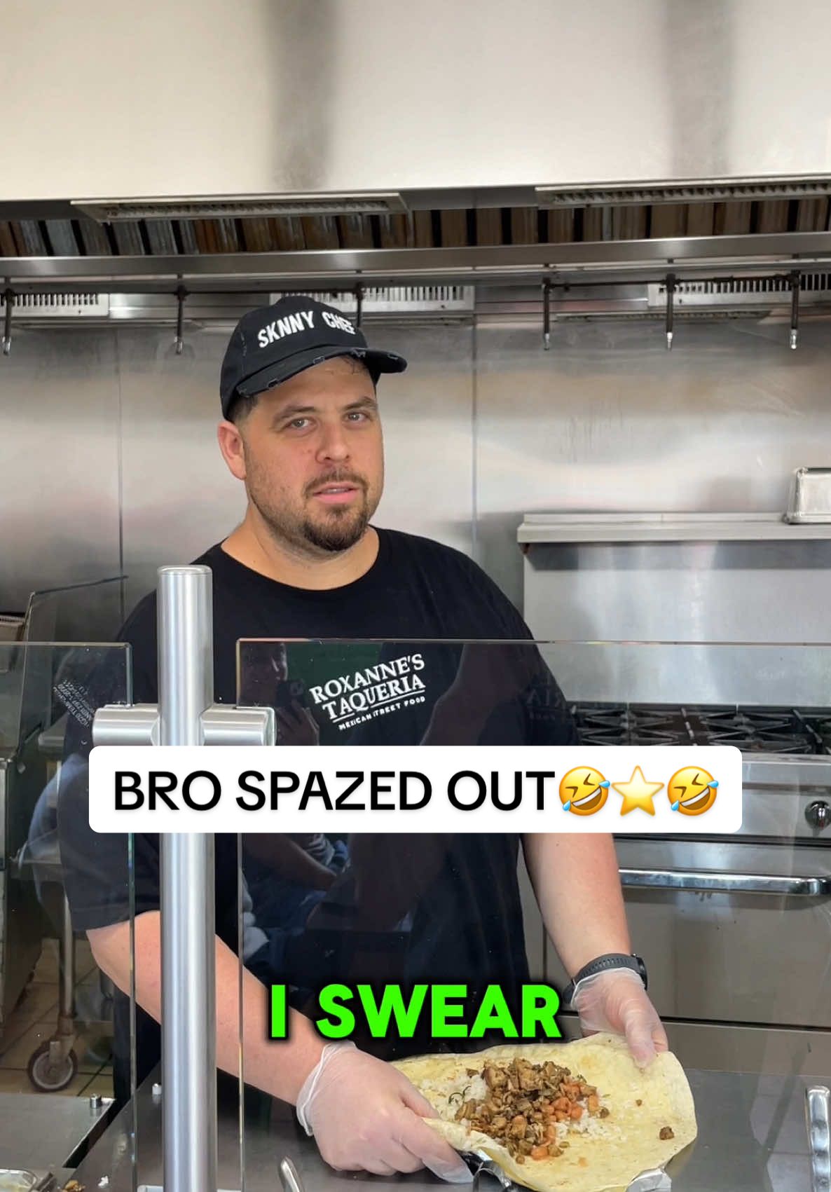 BUDDY YOU LOOK FAMILIAR⁉️🤣👿⭐️ #fyp #xyzbca #funny #crashout #SknnyChef 