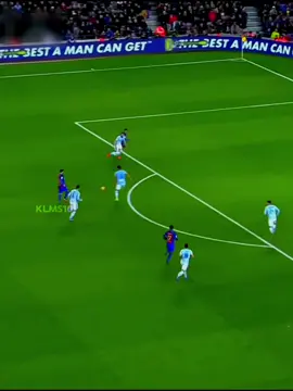 Unbelievable Chips Goals That Barca Legends Have Drawn 🤯  #barcelona #football #barca #fyp #goviral #footballtiktok 
