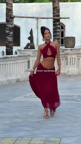 Obsessing over these Summer looks ❤️‍🔥