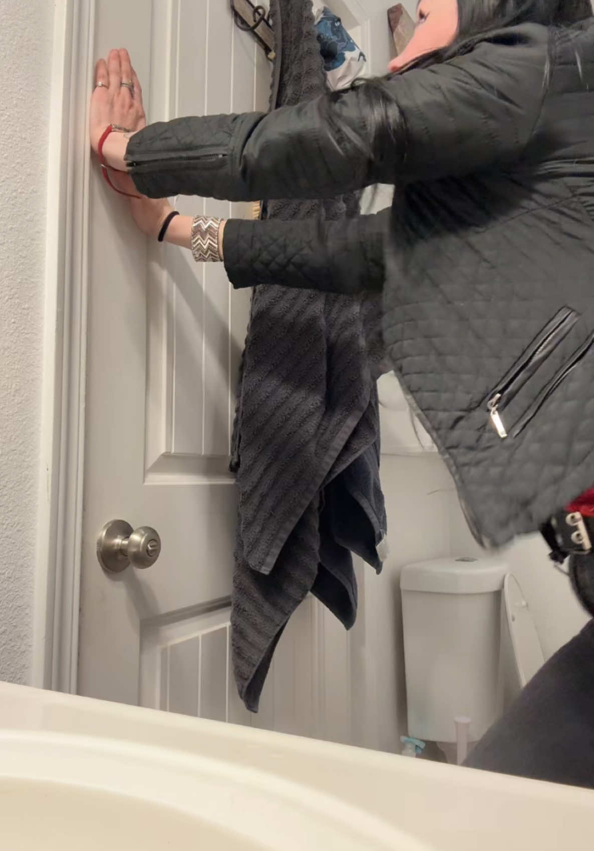 MY HUSBAND SAVED ME @Nicholas Braham #jewelrytiktok #foryewwww #trendingvideo #fypシ゚viral #mysteryjewlerygirl #supportsmallbusiness #crystals #mysterybox #accessories #jewleryhaul #mystery #jewelry #jar #alttiktok #crystalsoftiktok #handmadejewelry #unboxing 