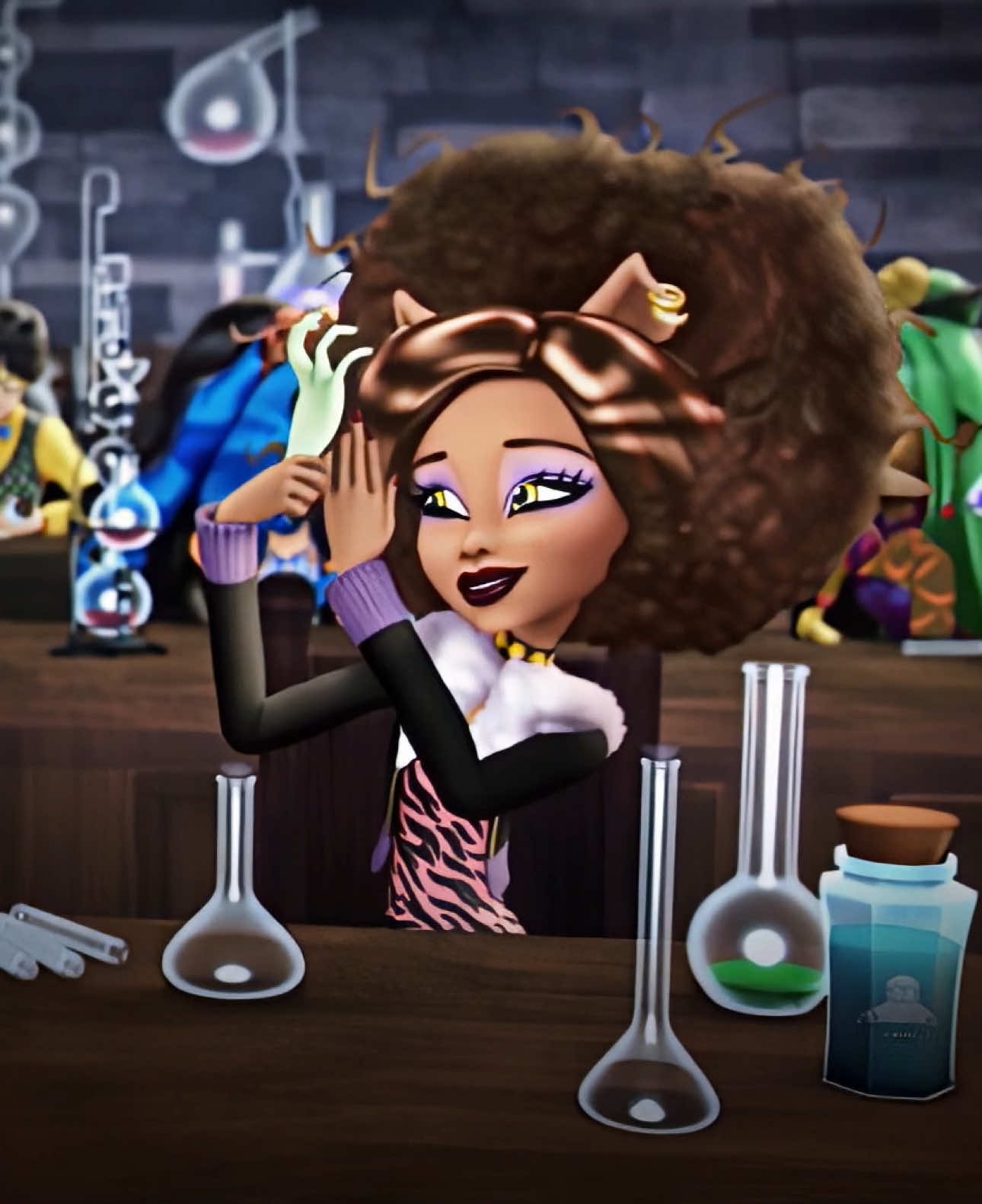 I actually like this (cc and topaz @Nathomy) #monsterhigh #monsterhighedit #cleodenile #clawdeenwolf #fangtasticghouls