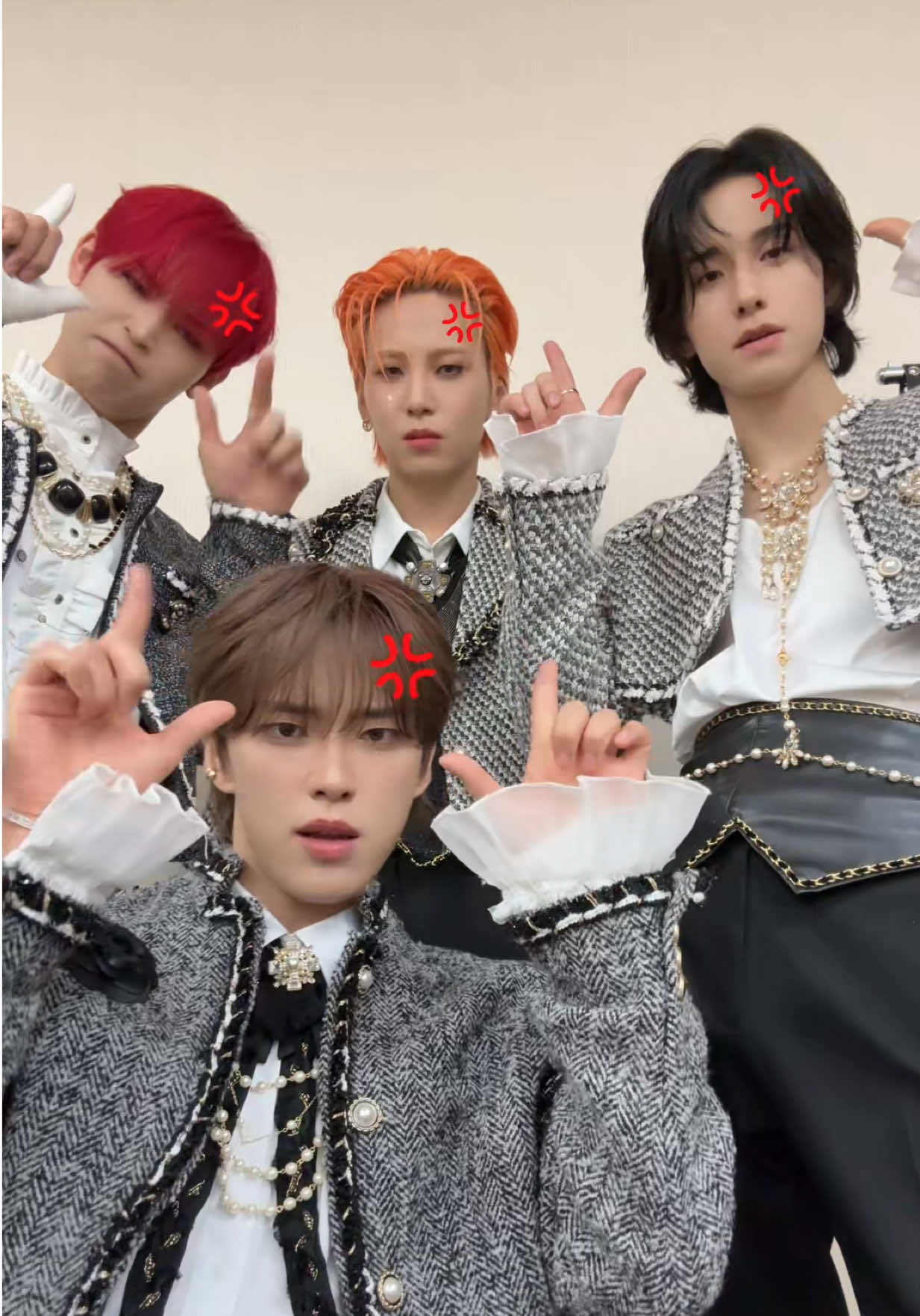 イライラしたらあかんでぇ^_^ #JO1 #川尻蓮 #REN #河野純喜 #JUNKI #佐藤景瑚 #KEIGO #與那城奨 #SHO
