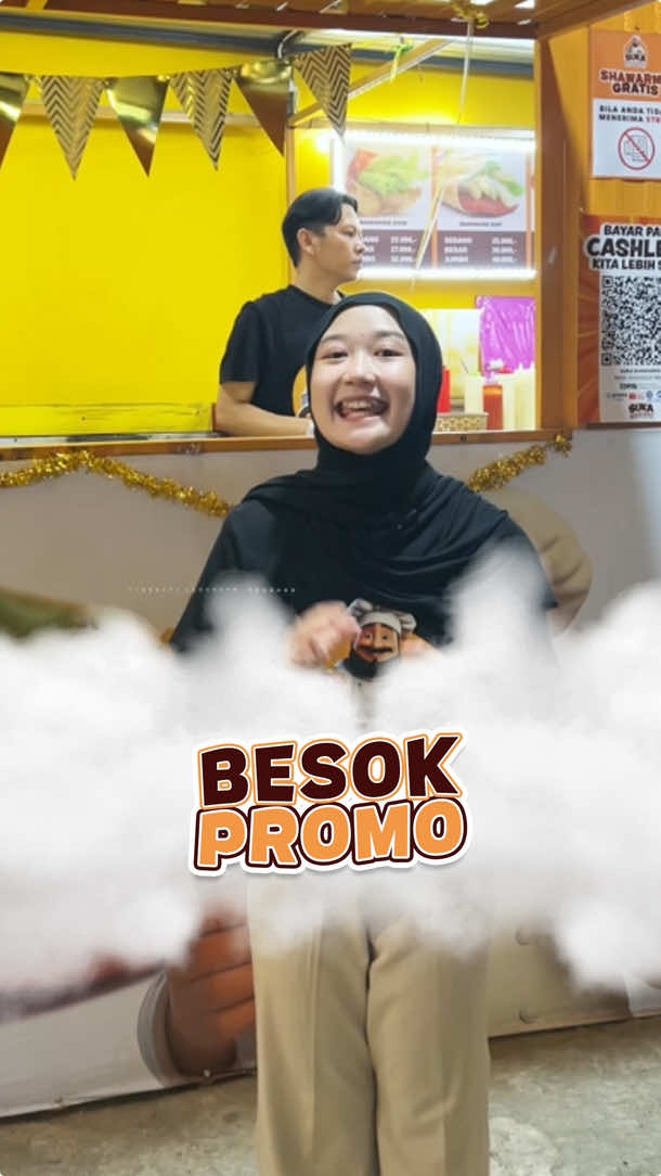 Besok jangan lupa serbu promo buy 1 get 1 all outlet Bogor😍🥳🥰 #sukashawarma #shawarmalovers🌯❤️🤗 #shawarma #kulinerviral #kuliner #trendingvideo #promo #promobuy1get1 #bogor #promoseru 