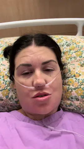 Heres a laugh and a half for you all asking how I feel 🤣  My first hour into being an amputee, with a side cocktail of anaesthetic 😂 . . #trauma #healing #learningtowalk #amputee #goldcoast #amputation #viralvídeos