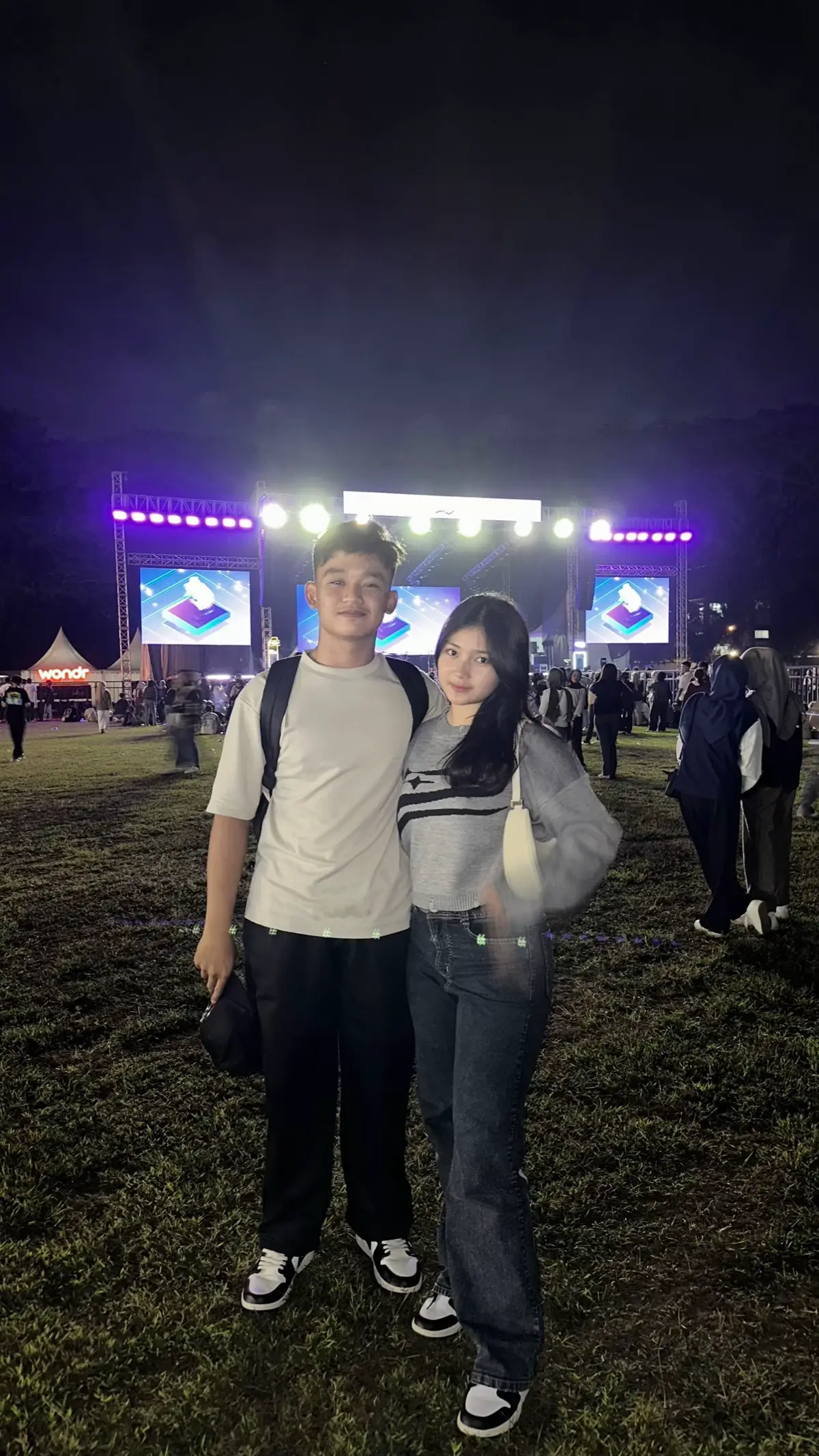 yayy concert date! 🫶🏻🤍 #foryou #fyp 
