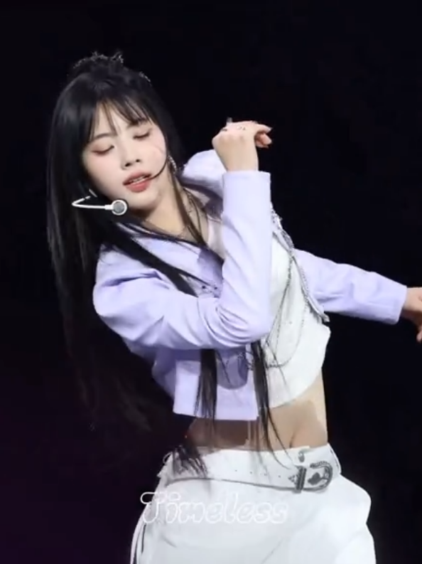 OOMMMGGGGGG KOKO IN BLOOM🔥 Kcon Japan Day 2 [250511] ©Timeless1114 #naraikoko #inbloom #coverdance #koko #izna #zb1 #zerobaseone #코코 #ココ #瑚瑚 #kconjapan #2025 #fy 