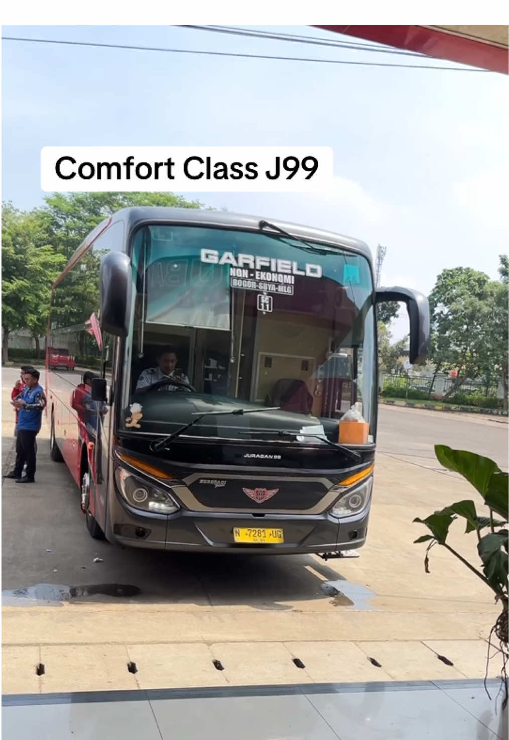 Bogor - Surabaya - Malang | 620k (bgr-sby) fasilitasnya itu loh yang ga main main.. #juragan99 #j99 #busmania #busmaniacommunity #sleeperbus 